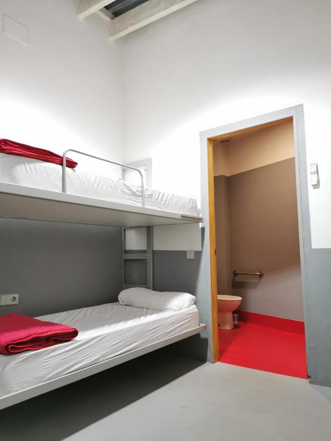 Traveller Box Hostel เซบีญา ภายนอก รูปภาพ
